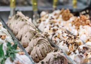 Ποια είναι η διαφορά μεταξύ παγωτού και gelato;