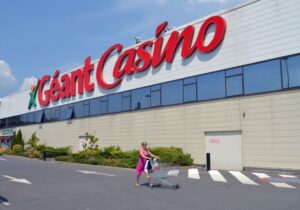 Για “τα μάτια” του σουπερμάρκετ Casino κονταροχτυπιούνται Ευρωπαίοι μεγιστάνες