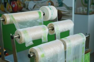 Η Νέα Ζηλανδία απαγορεύει τις λεπτές πλαστικές σακούλες για οπωρολαχανικά στα σουπερμάρκετ