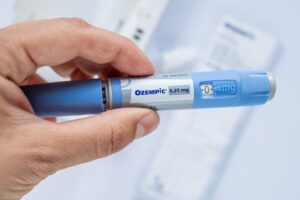 Επιστήμονες λένε ότι το Ozempic είναι το ίδιο απαραίτητο για τους παχύσαρκους όσο για τους διαβητικούς