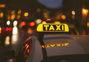 Δωρεάν επιστροφή στο σπίτι για τους μεθυσμένους, προτείνει η Ιταλία
