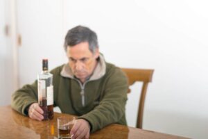 Αυξάνονται οι θάνατοι από αλκοόλ στη Σκωτία
