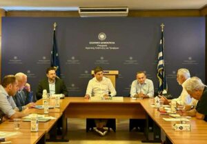 Τα προβλήματα της ελληνικής κτηνοτροφίας στο επίκεντρο συνάντησης του ΥπΑΑΤ με την ΕΔΟΤΟΚΚ