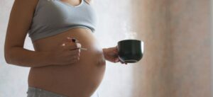 Υπερδιπλάσιος των προηγούμενων εκτιμήσεων ο κίνδυνος πρόωρου τοκετού από το κάπνισμα στην εγκυμοσύνη