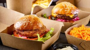 Χημικές ουσίες PFAS σε συσκευασίες Fast Food – Παρέμβαση της Ευρωπαϊκής Οργάνωσης Καταναλωτών