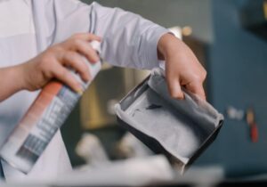 Αποζημίωση μαμούθ σε γυναίκα που υπέστη σοβαρά εγκαύματα από έκρηξη μαγειρικού σπρέι