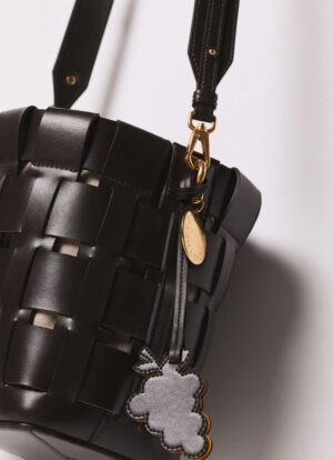 StellaMcCartney: Τσάντες και παπούτσια από… σταφύλια!