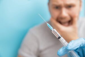 Φοβία για σύριγγες: Εμβόλια χωρίς σύριγγα με μικροεπιθέματα