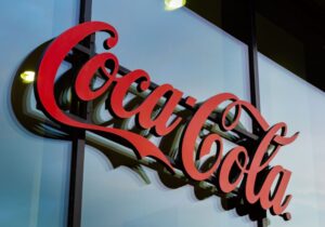 Γιατί η Coca-Cola “σκοτώνει” δημοφιλή αναψυκτικά