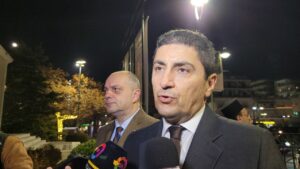 Η απάντηση Αυγενάκη για τους αμυγδαλοπαραγωγούς που έχουν πληγεί από παγετό