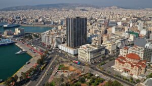 Μεσόγειος: «Πρωταθλητής» ο Πειραιάς στην ατμοσφαιρική ρύπανση