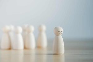 Eurostat: Οι Έλληνες δεν είναι ικανοποιημένοι από τη ζωή τους σε σύγκριση με τις άλλες χώρες