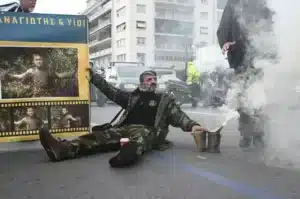 Συγκέντρωση διαμαρτυρίας μελισσοκόμων στο Σύνταγμα