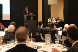 Νέα πρόσκληση Αυγενάκη στους αγρότες να αξιολογήσουν το πακέτο μέτρων της κυβέρνησης