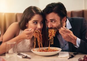 “Dine me”: Εφαρμογή γνωριμιών με βάση τις προτιμήσεις στο φαγητό