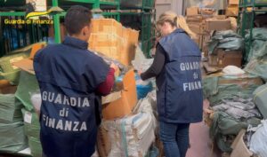 Ιταλία: Κατασχέθηκαν  552.400 συμπληρώματα διατροφής (Video)