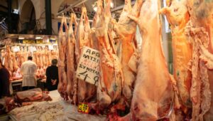 H νέα ΚΥΑ του ΥΠΑΑΤ για το εμπόριο κρέατος – Προστασία από ελληνοποιήσεις