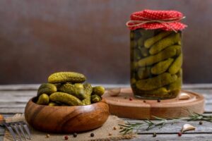 Πόσο υγιεινά είναι τα αγγουράκια τουρσί;