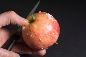 Τι είναι οι λευκές κηλίδες στην επιφάνεια των μήλων