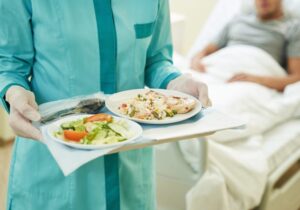 Μήνυση σε νοσοκομείο γιατί δεν είχε vegan επιλογές στο μενού – Η απόφαση του δικαστηρίου