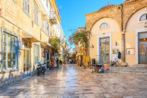 Πρόστιμο 2.000€ σε γνωστό εστιατόριο στο Ναύπλιο για τέσσερις παραβάσεις