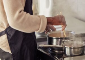 Γιατί όταν μαγειρεύουμε μειώνεται η όρεξη
