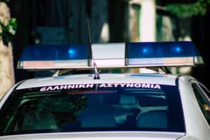 ΕΛ.ΑΣ.: 10 συλλήψεις σε λαϊκές αγορές για παράνομο εμπόριο