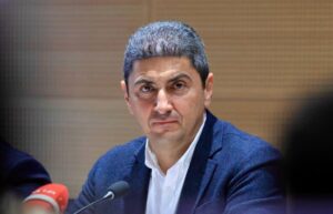 Απέσυρε τη μήνυση κατά του πρώην ΥπΑΑΤ Λ. Αυγενάκη ο υπάλληλος του αεροδρομίου