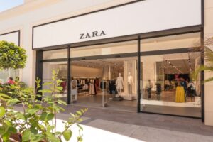 Η Γαλλία ανακαλεί ρούχο από τα ZARA – Κίνδυνος στραγγαλισμού