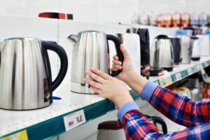 Είναι επικίνδυνοι οι ηλεκτρικοί βραστήρες; – Έλεγχοι από δυο διαπιστευμένα εργαστήρια