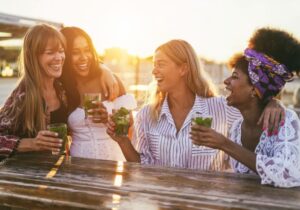 Ετοιμάζεστε για διακοπές; 6 tips για να παραμείνετε ασφαλείς από τροφική δηλητηρίαση 