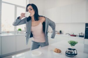 Γιατί όταν έχουμε άγχος δυσκολευόμαστε να καταπιούμε;