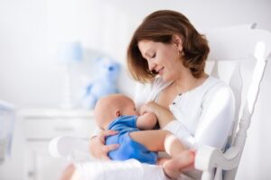 Ο αποκλειστικός θηλασμός οδηγεί τις μητέρες με υψηλό δείκτη μάζας σώματος σε μεγαλύτερη απώλεια βάρους