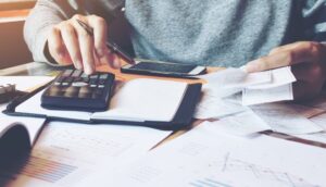 Τι αλλάζει από το 2025 για επαγγελματίες και επιχειρήσεις – Αποκλειστικά μέσω myDATA και με μηδενικές αποκλίσεις έσοδα και έξοδα