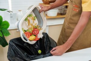 Πώς συνδέονται τα φάρμακα κατά της παχυσαρκίας με τη σπατάλη τροφίμων