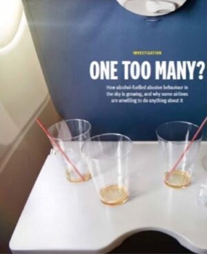 Ryanair: Ψάχνουν τις τσάντες των επιβατών με προορισμό τα ελληνικά νησιά – Έκκληση για αυστηρότερο όριο αλκοόλ ανά επιβάτη