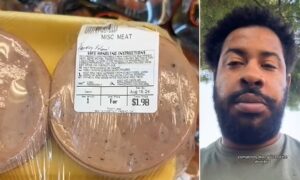 Viral βίντεο με TikToker να βρίσκει συσκευασία “ανάμεικτου κρέατος” χωρίς αναφορά συστατικών: «Είναι διαβολικό!»