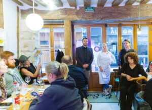 Το Ούζο Βαρβαγιάννη και η σεφ Ντίνα Νικολάου σε μια γαστρονομική συνάντηση κορυφής στη Γαλλία