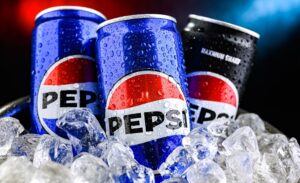 PepsiCo: Κλείνει άλλα 3 εργοστάσια εμφιάλωσης – Στο δρόμο εκατοντάδες εργαζόμενοι