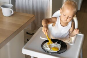 Πώς να αφαιρέσετε λεκέδες από αυγά