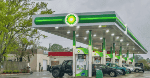 Η BP χρησιμοποιεί τεχνητή νοημοσύνη για τη χρονομέτρηση της πώλησης τροφίμων