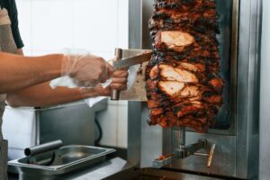 Καρκινογόνες ουσίες σε κεμπάπ: Τρόποι μείωσης των PAH σύμφωνα με τους επιστήμονες τροφίμων