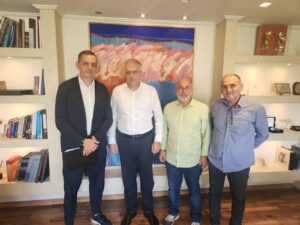 Η ατζέντα της συνάντησης των παραγωγών Λαϊκών Αγορών με τον ΥΠΑΝ Τ. Θεοδωρικάκο – Αλλάζει ο νόμος για τις άδειες
