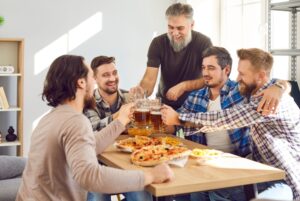 Όσοι πίνουν μόνο μπύρα έχουν χειρότερες διατροφικές συνήθειες από εκείνους που πίνουν κρασί – Έρευνα