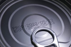 Γιατί τρώμε κάποιες φορές τρόφιμα ενώ βλέπουμε ότι έχουν λήξει;