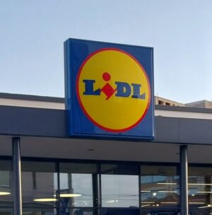 Η Lidl Ελλάς ανακαλεί ανδρικές βερμούδες