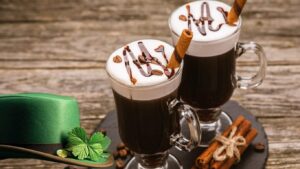 Πώς να φτιάξετε και να απολαύσετε Irish coffee 