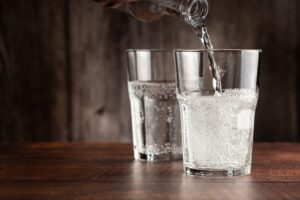 Εσείς γνωρίζετε τη διαφορά μεταξύ της σόδας και του ανθρακούχου νερού;