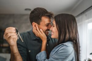 Μπορεί ένα φιλί να καταστρέψει τα δόντια σας;