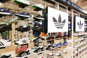 Adidas: Δικαστική καταδίκη για greenwashing